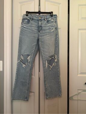 American Eagle High-Waisted Straight-Leg Jeans